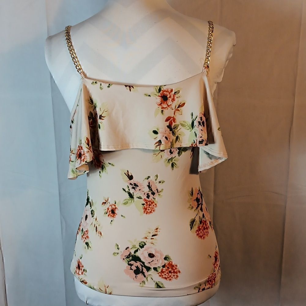 First Love Cold Shoulder Chain Straps Floral Top - Picture 4 of 6